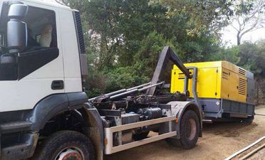 Girbau Sondetjos i Pous d’Agua grúa con maquinaria