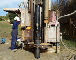 Girbau Sondetjos i Pous d’Agua hombre laborando